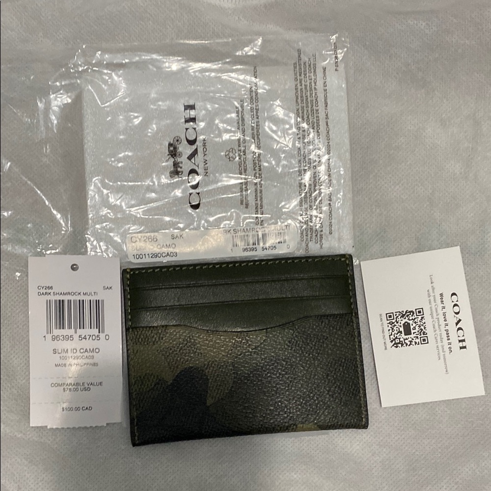 BNWT Coach Dark Shamrock Multi Slim ID Camo